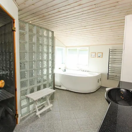 Holiday home Beeke - 1-4km From The Sea In Nw Jutland By Interhome *