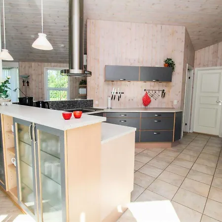 Holiday home Beeke - 1-4km From The Sea In Nw Jutland By Interhome Lokken